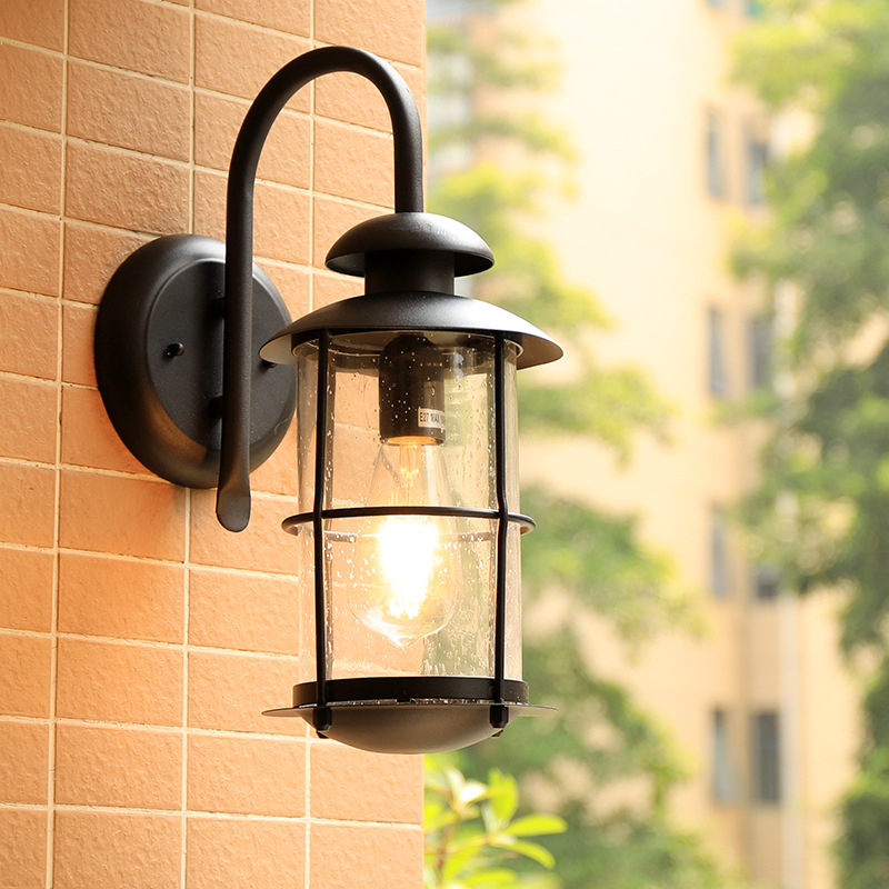 Винтажный настенный светильник – обзор и цена Outdoor Yard Lighting Fixtures